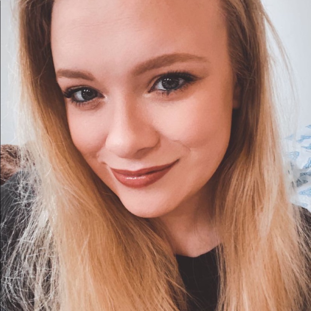 Meet your Posher, Allison